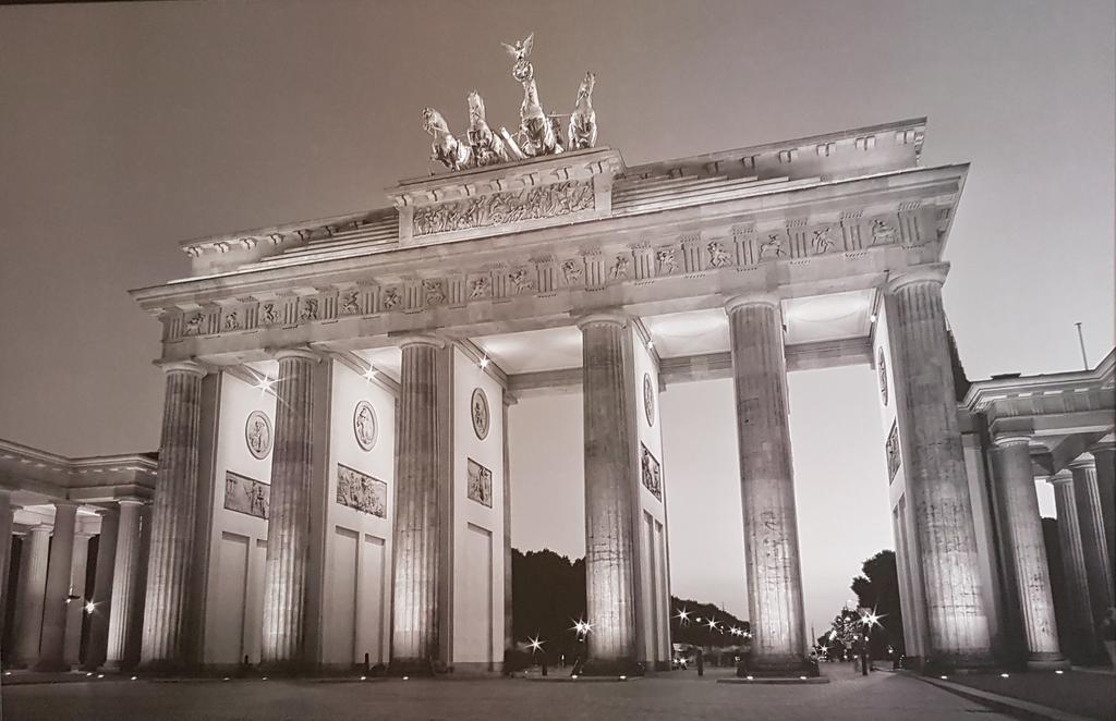 Hotel Pension Eberty Berlin Exterior foto