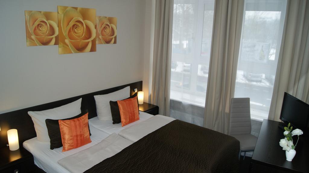 Hotel Pension Eberty Berlin Exterior foto